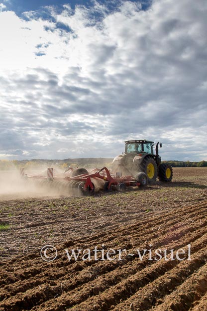1162D930