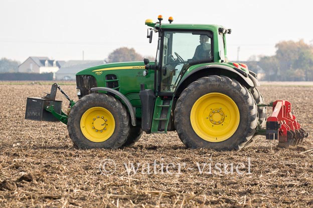 1166D105