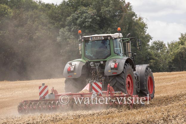 1258D560