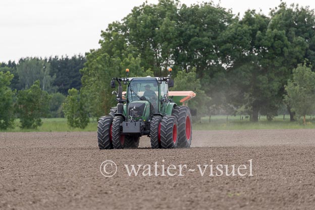 1251D076