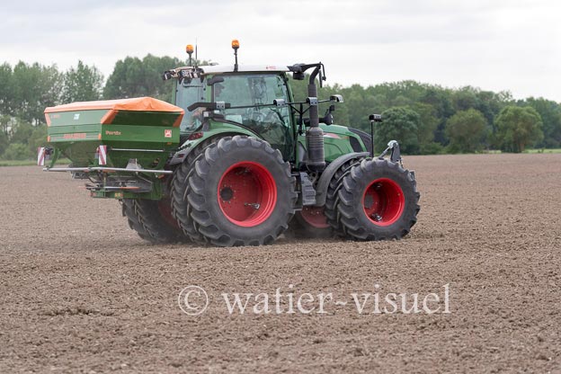 1251D089