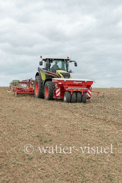 1227D305