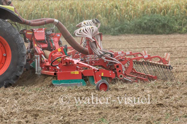 1227D403