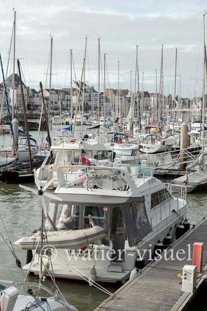 1206D572